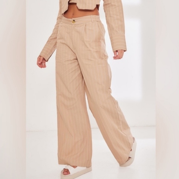 NWT Pretty Little Things Pinstripe Wide Leg Trousers - Picture 1 of 3
